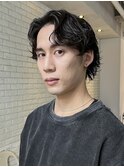 刈り上げセンターパートフェザーパーマブルーブラック_F20028