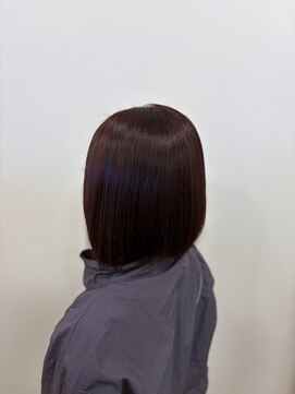 ココ ウエスト(KOKOウエスト) 切りっぱなしボブ・ストレートボブ