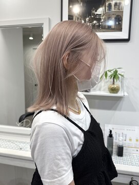 ヴィア 京都烏丸(Via) ケアブリーチ/ダブルカラー/ボブ/ハイトーン/レイヤー/髪質改善