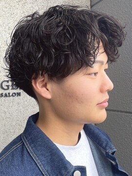 ラギッド 大野城店(RUGGED) センターパート マッシュ ニュアンスパーマ 波巻きパーマ 20代
