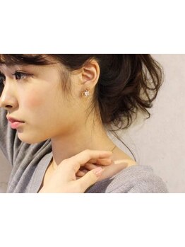 生まれた時から一人ひとり髪質は異なります! 目の前のお客様にだけ似合う髪が存在します!