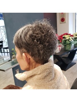 お手入れらくらく部分パーマ