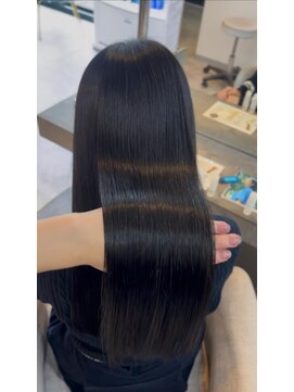 ラビス 浦和(Lovis) 小顔へア/髪質改善/ブリーチなしカラー／ヘアアレンジ