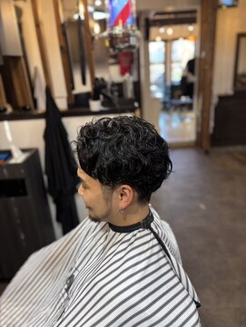 ジールアンドニコ(Zeal & nico.) メンズパーマ