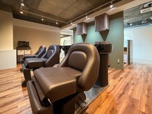 テーラヘアー 志木駅前店(TELA HAIR)の雰囲気（シャンプーブースも広々空間！【志木駅前】）