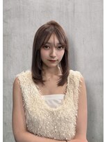 シエスタ(SIESTA)&nbsp;ミディアムレイヤー　透明感ブラウン