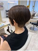 50代乾かすだけで簡単にまとまるくせ毛カバーヘア丸みショート