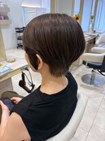 アッシュ 千歳烏山店(Ash)&nbsp;50代乾かすだけで簡単にまとまるくせ毛カバーヘア丸みショート