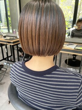 ピカイチ(pikaichi) *pikAicHi*切りっぱなしボブ