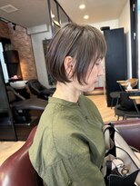 ハーツ(Heart's)&nbsp;白髪ぼかしハイライト大人ショート[ハイライト／髪質改善]