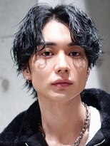 ライラ(Lyla)&nbsp;波巻パーマ　ゆるふわ　センターパート