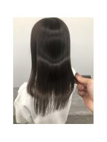 ロッコサード(ROCCO 3rd) うる艶ストレート