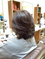 ピークアブー アヴェダ アトレ恵比寿(PEEK-A-BOO AVEDA)&nbsp;前上がりレイヤーボブ　ハイライト