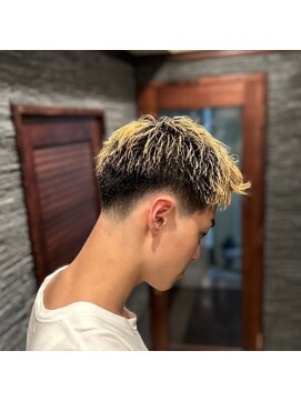 ヒロギンザ 仙台名掛丁店(HIRO GINZA) 仙台 アップバングフェード バーバー