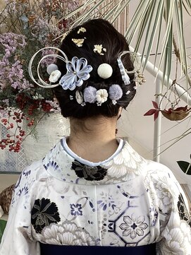 着物に合わせた和カワイイスタイル