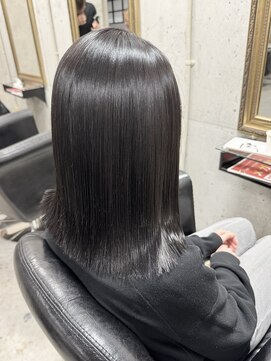 ルノン(LUNON) 黒髪クラゲヘアーオリーブグレー小顔ココアベージュ