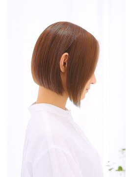 ストーリー バイ ジュエル 関内駅前店(Story by JEWEL) タイトコンパクトボブ