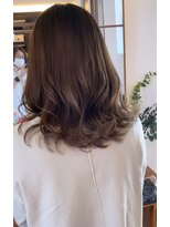 シェルハ(SHELHA)&nbsp;ミディアムベージュ