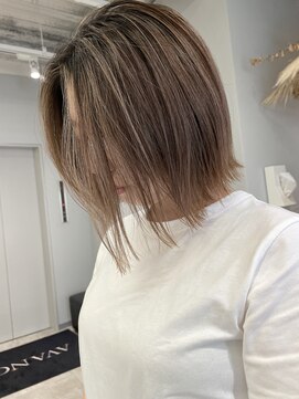 アヴァンス 京橋店(AVANCE) 白髪ぼかしバレイヤージュ/ミルクティーベージュ