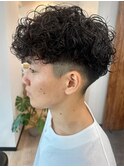 スペインカールツイストパーマフェードツーブロックメンズパーマ