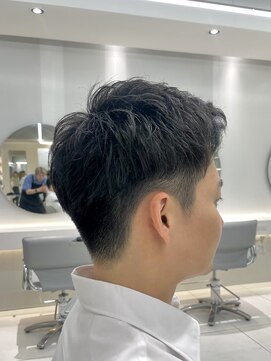 アールプラスヘアサロン(ar+ hair salon) 王道ビジネスショートスタイル