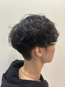 カタリス バイ リンゴノキ(CATALYs by RINGONOKI) メンズパーマ/刈り上げショート/フェザーパーマ/20代30代40代