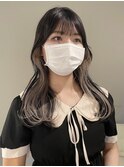 福井駅前韓国くびれヘアレイヤーインナーカラーホワイトベージュ