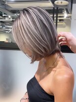 シオン(shion)&nbsp;似合わせカットホワイトブロンドメルティカラー_ba472391