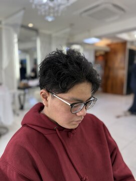 クオリス 赤塚店(QUALIS) 冬短髪◎アップバング×ビジネスマン向け爽やか