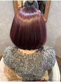 色っぽいレッドボブスタイル