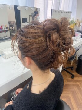 スタスタ 岩本町 秋葉原 ゆるふわお団子ヘア、ヘアセット、ヘアメイク