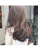 “グラマラスカール ヌーディーカラー シルバーカーキ”中西