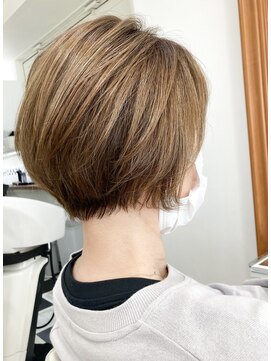ヘッズ 本八幡店(HEADS) 似合わせカット アースカラー くびれヘア デザインカラー