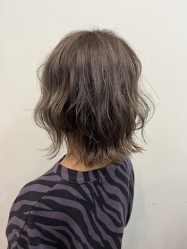 エニー 四条大宮(aNy) 【メリハリカラー】ハイライト×外ハネボブ