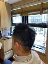 ヘアーモードキクチ 日本橋三越前店 メンズフロントリフト