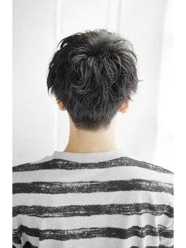 シュシュット(chouchoute) 吉祥寺2分/束感韓国マッシュパーマ波巻きウルフハイライト/012