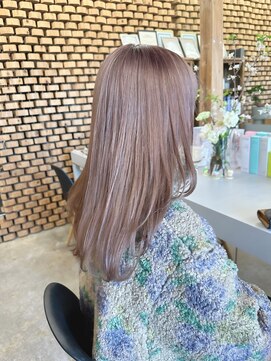 ブリスバイナチュラル(Bliss by Natural) 宇都宮美容室　ブリーチ　ミルクティー　ミルクティーグレージュ