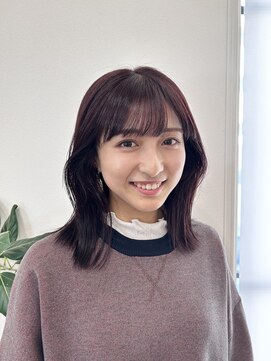 ガーランド (Garland) ミディアムロブ／顔周りカット/ベージュカラー