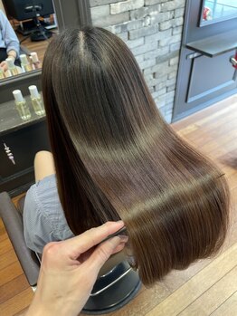 独自システム髪質改善★持続可能な艶髪を♪最新技術で美髪に！