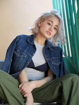 キサイ バズ(kisai BUZZ)&nbsp;[ kisai ＊ 西川史浩 ]ミディアムボブ×ハイトーンベージュ