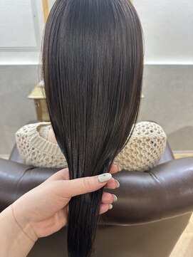 インビテーション(invitation) ルフレカラー グレージュ