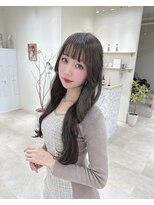 アム 表参道(am) 小顔薄めバンググレージュレイヤーロング前髪パーマ黒髪