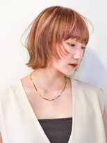 シスタ(SISTA) 外はねくびれボブオレンジベージュクラゲヘアー/谷