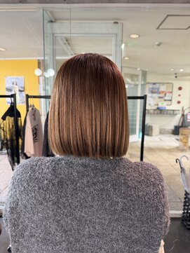 ベージュカラー