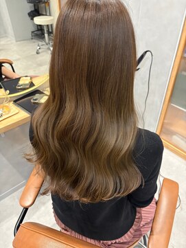 リーシュ(Re:sh) ベージュカラー