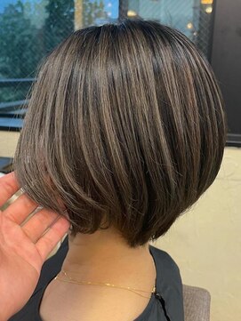 グレープバイン 辻堂(GRAPEVINES) ショートバレイヤージュ