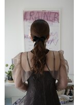 ニュイ(NUIT)&nbsp;参列ヘアセットタイトローポニー