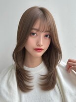バイオレット ヨコハマ(Violet Yokohama)&nbsp;内巻きレイヤーミディアムへア似合わせカットFU-11