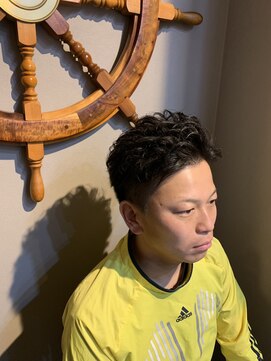 バーバー スタジオ ラフテル(Barber Studio RAFTEL) ワイルドアップバング フェザーマッシュ  ソフトツーブロック