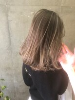 キー(kｅｙ)&nbsp;アッシュベージュ